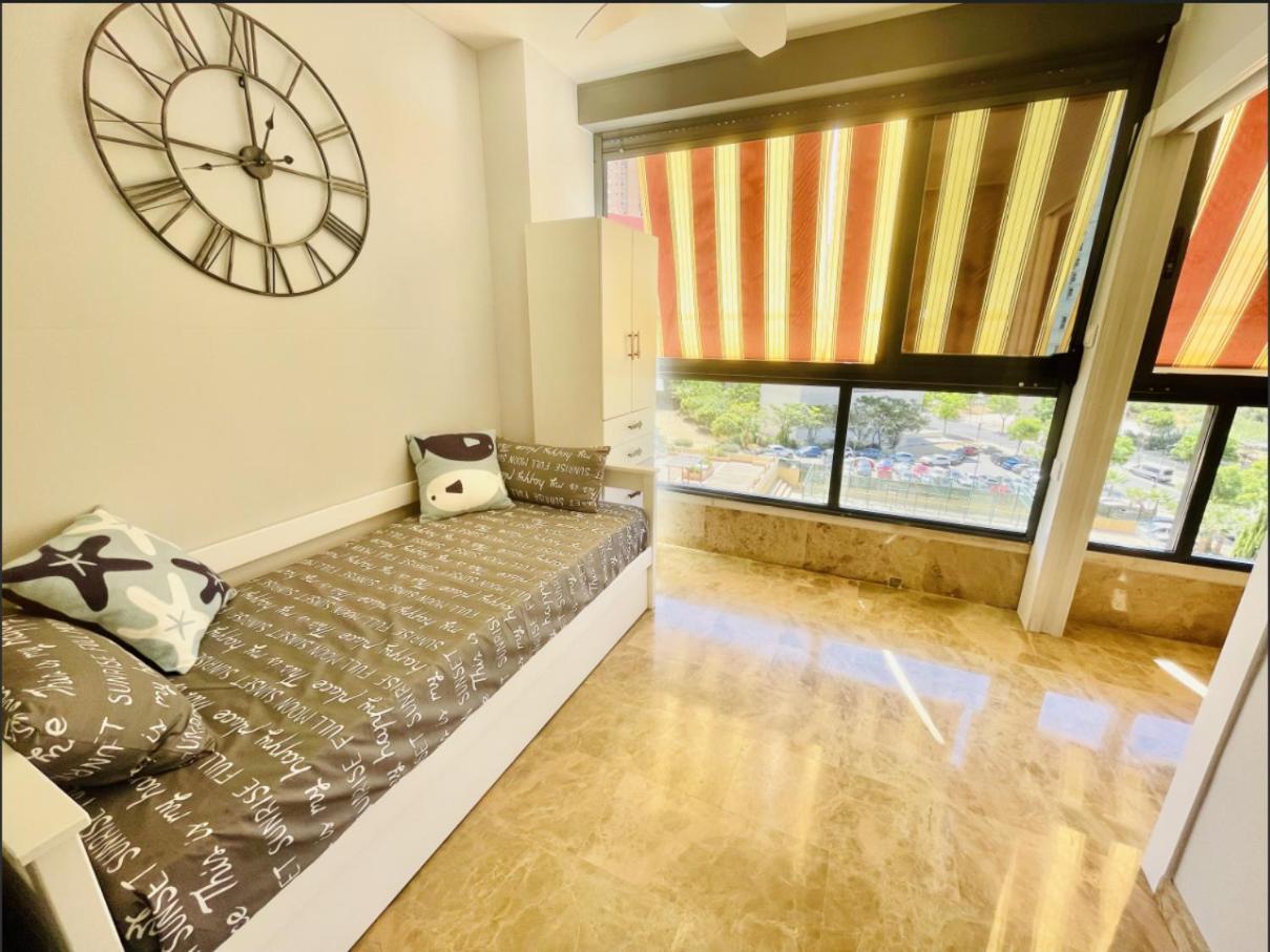 Apartamento Playa De Poniente - Torre Dos Calas *